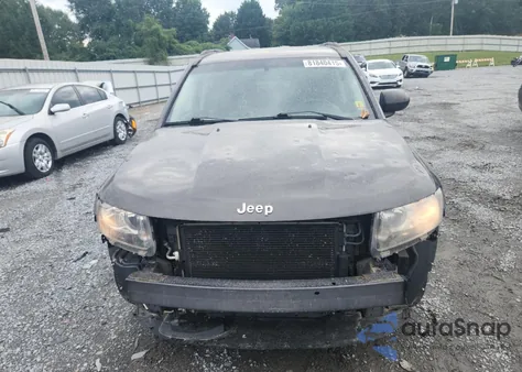 2016 Jeep Compass Sport z USA, uszkodzony, nr VIN 1C4NJDBB4GD756071